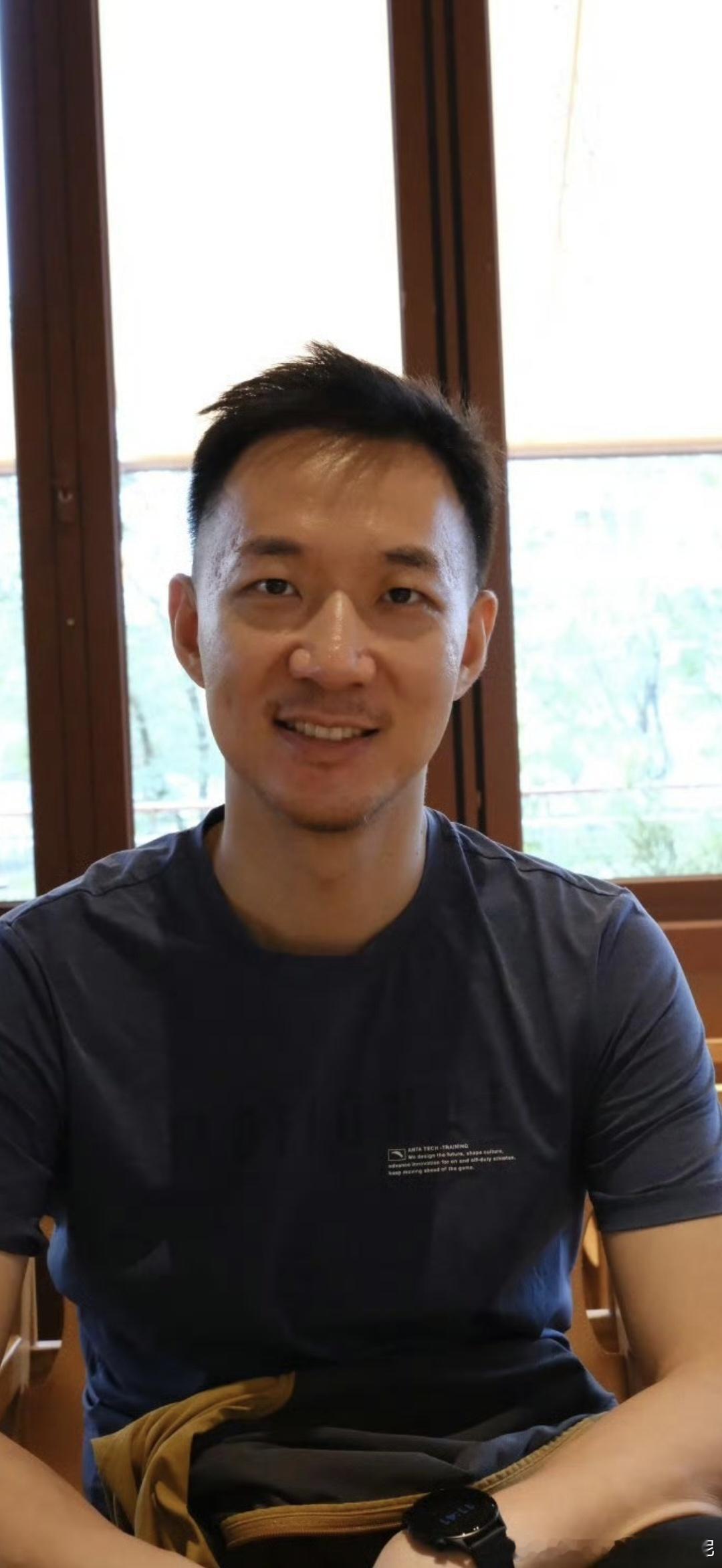中年男人必须克服的减肥大关。瘦了30斤之后，你会发现不只是外貌，很多事情都会变。