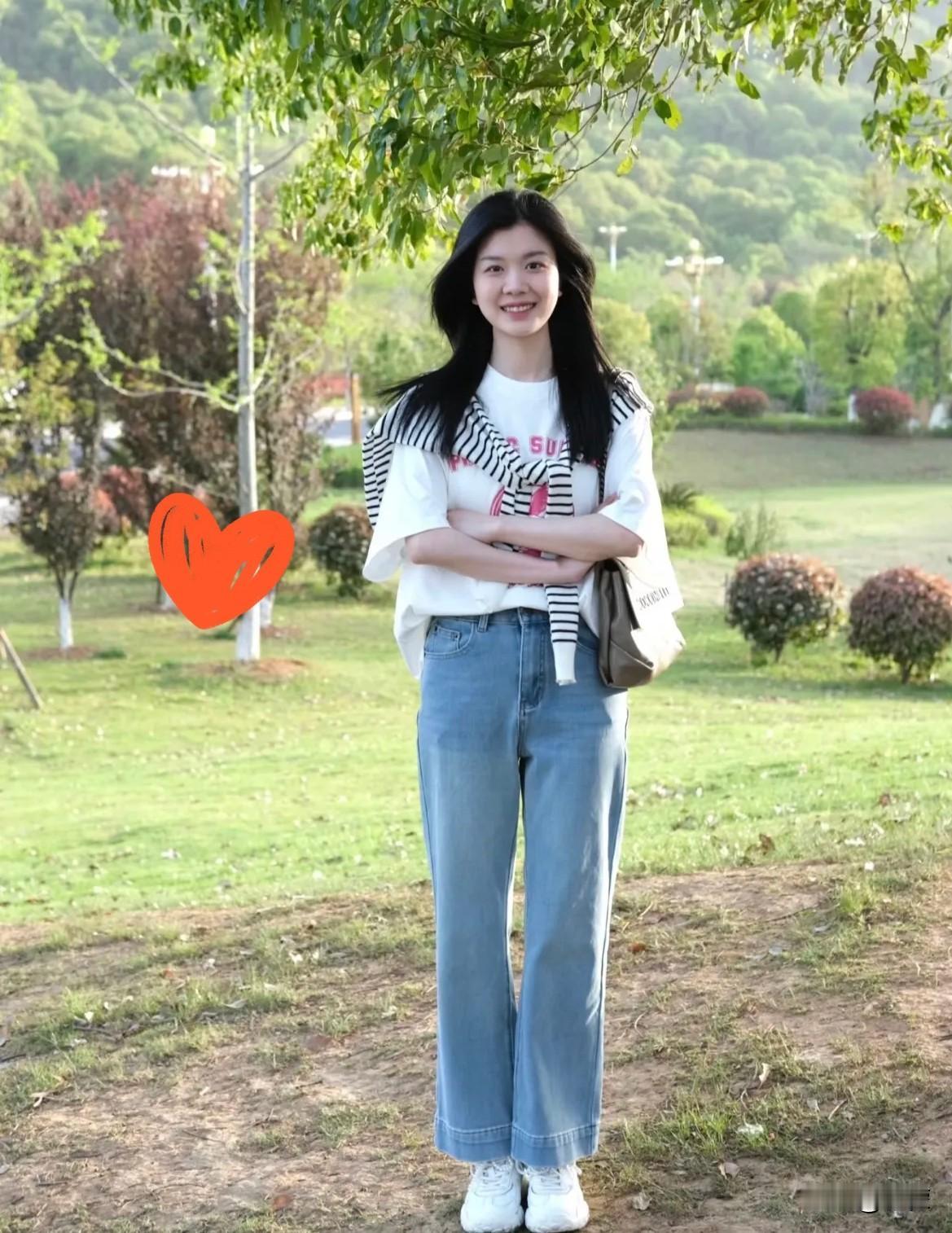 倾尽半生心力，
我把女儿一路培养到研究生学历，从小到大在她的教育投入上，我从来没