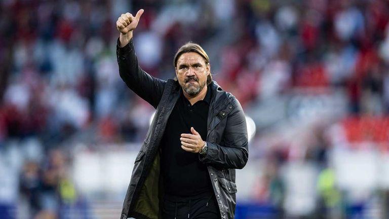 利兹联最近8轮比赛只取得一胜，因此主教练法尔克也深陷下课危机，看来利兹联这也准备