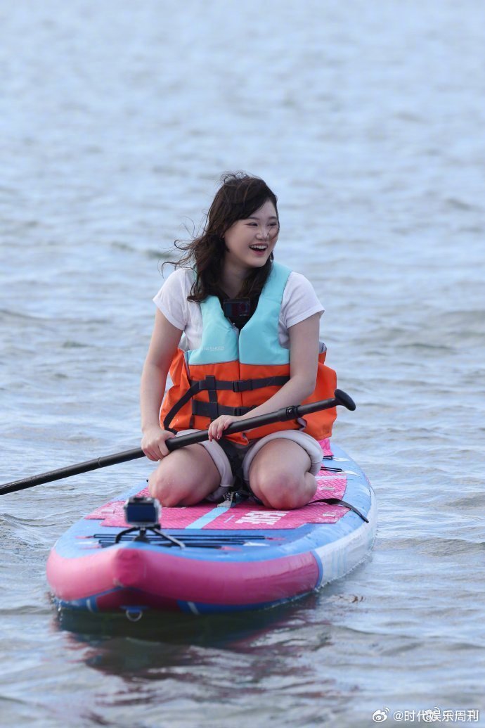 张家齐退役后首登芒果综艺亲爱的客栈以初心赴新程，张家齐退役后首登芒果综艺。在客栈