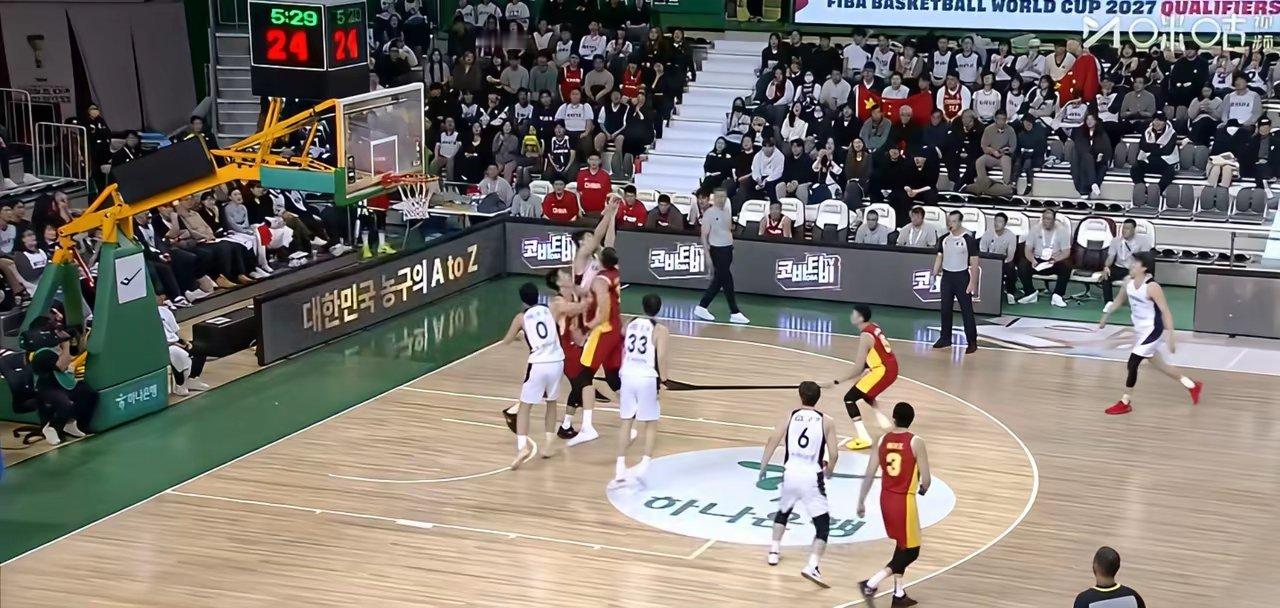 12月1日，郭士强不信邪，先发是周琦、程帅澎、曾凡博、高诗岩、朱俊龙，程帅澎依然