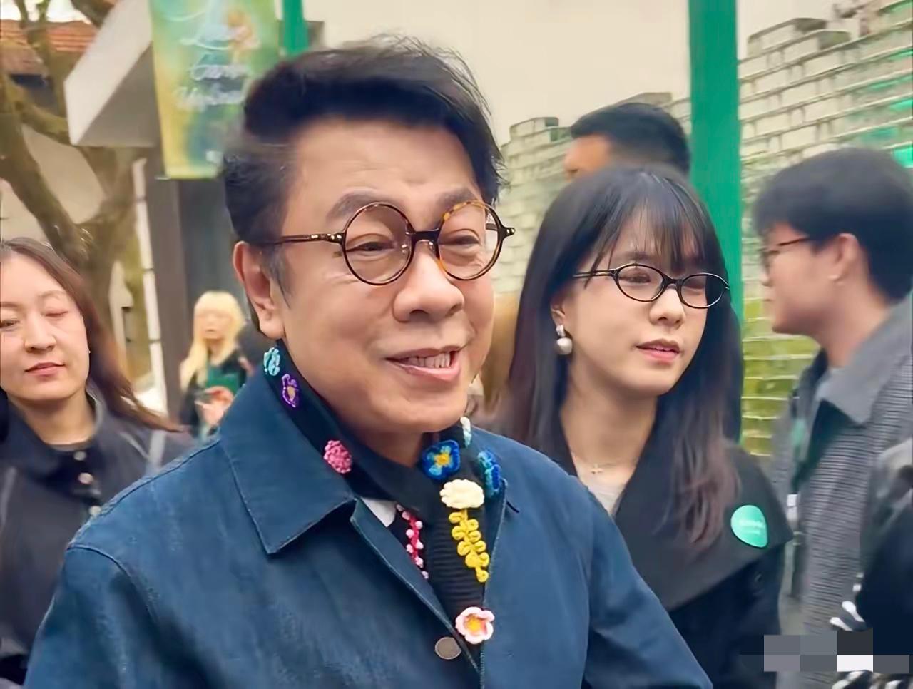 彻底凉了，封杀蔡康永，不再合作
10月5日，一夜之间，蔡康永的风评迅速反转，之前