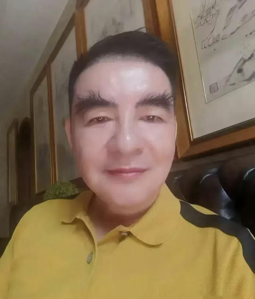 面相是骗不了人的！
不知道大家发现没？
陈光标身上有一个“异于常人”的地方，那就