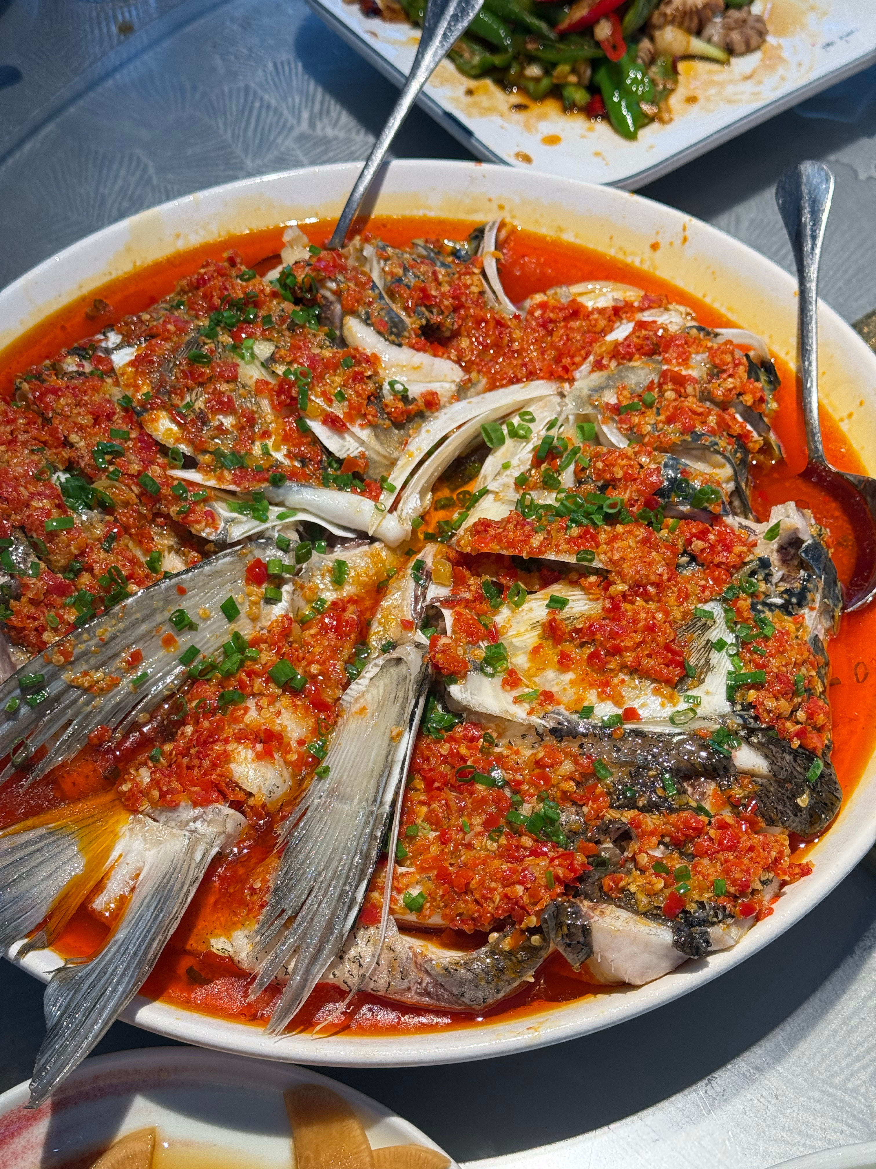 你们晚上吃什么？这个剁椒鱼头太好吃了，很下饭