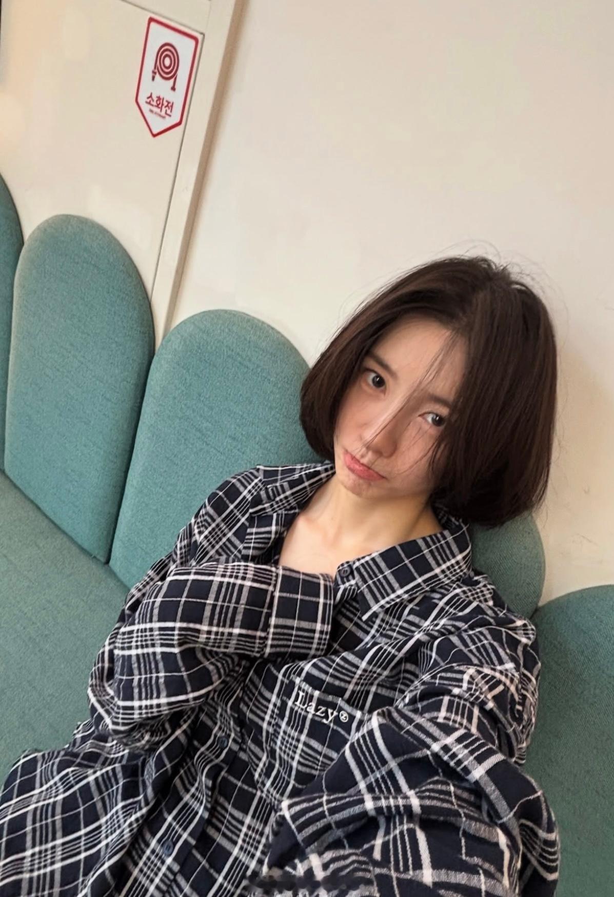 朴智炫 朴智炫 最近去美国度假🇺🇸了还穿着芭蕾服看来到哪里都有接着练习 ​​
