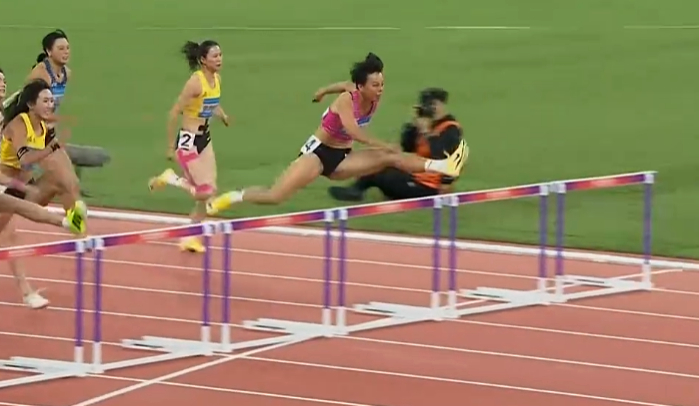 全运会女子100米栏决赛，刘景扬12秒81，夺得金牌，也创造了个人最佳成绩。吴艳