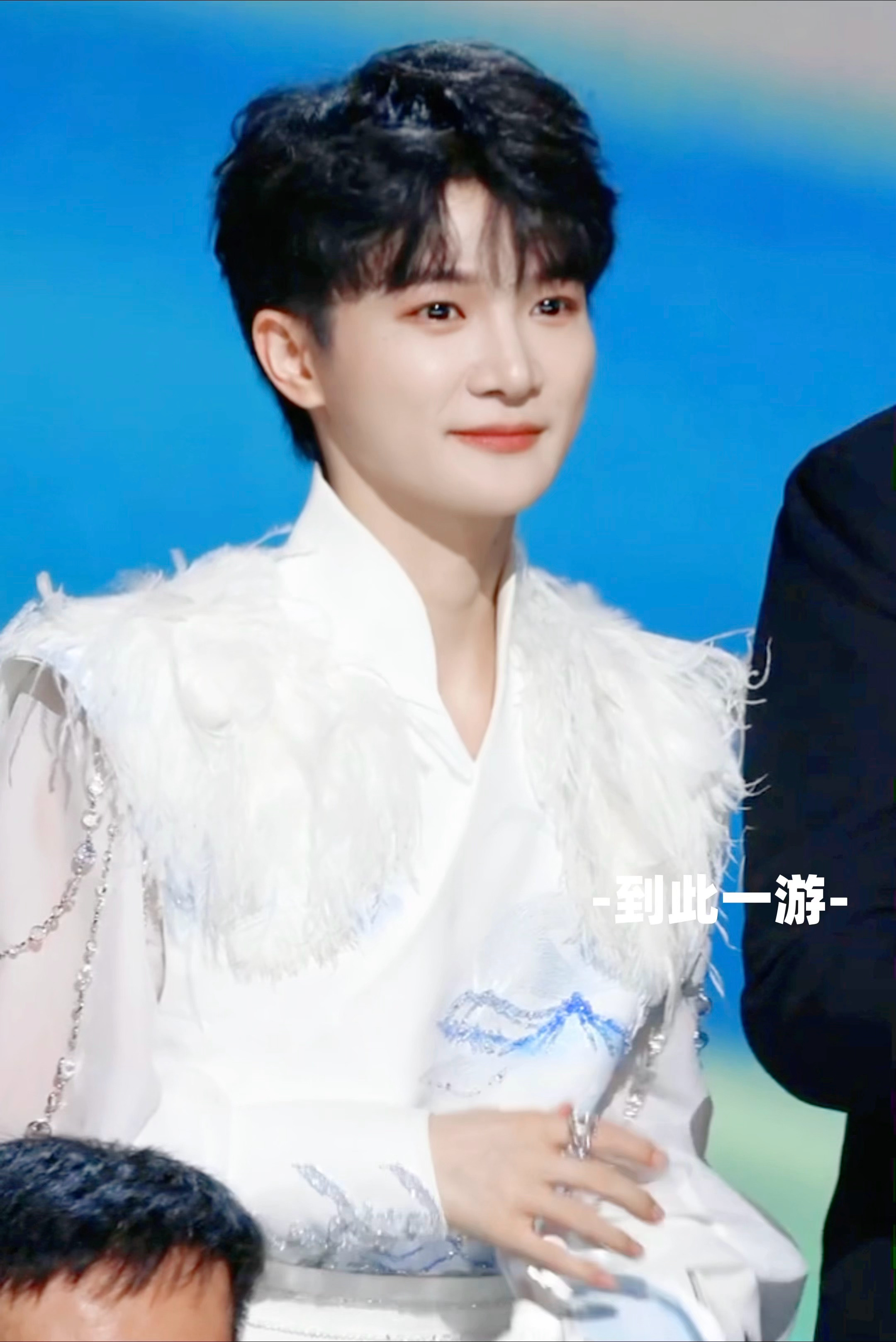 周深2️⃣腾讯音乐由你榜💙周深新歌全世界的雨 一路无人知晓直到我们相遇这一刻 
