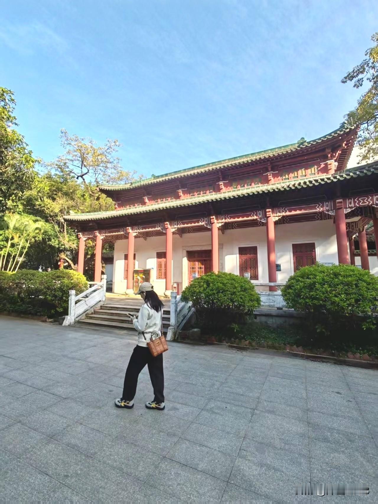 广州增埗公园(西村/免费)
地址:
广州市荔湾区西村福州路
8号(近富力桃园)