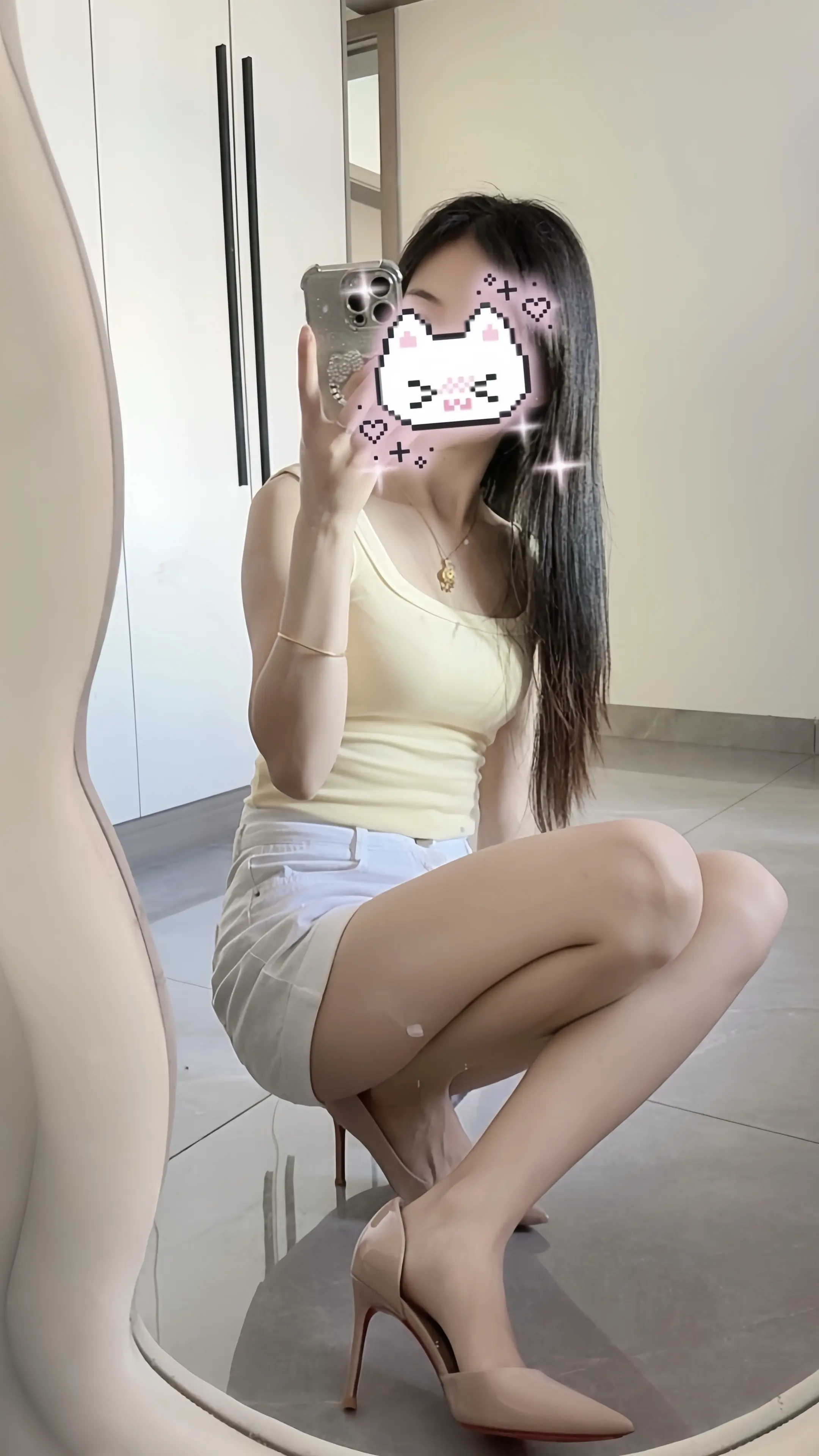 不必看清我的脸，我能给你的只有感觉