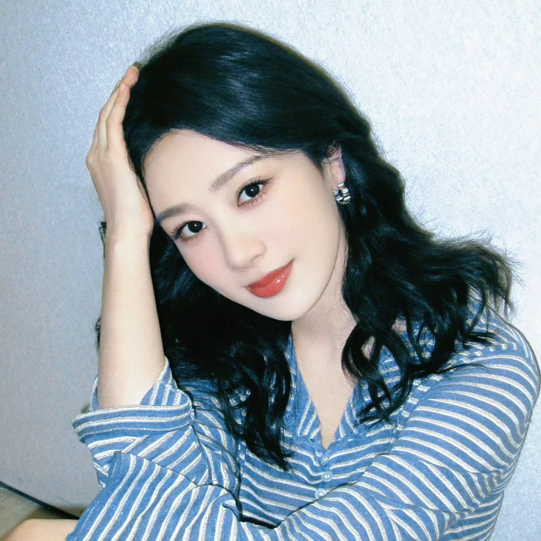 杨紫  yz杨紫董竹君 yz杨紫玉兰花开君再来 墨香流淌千年文脉，杵声叩响不变赤
