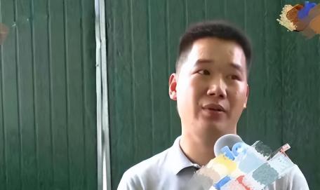 “太吓人了！”2020年，杭州一男子买了一辆大众迈腾，开了三年，但他三岁的儿子一