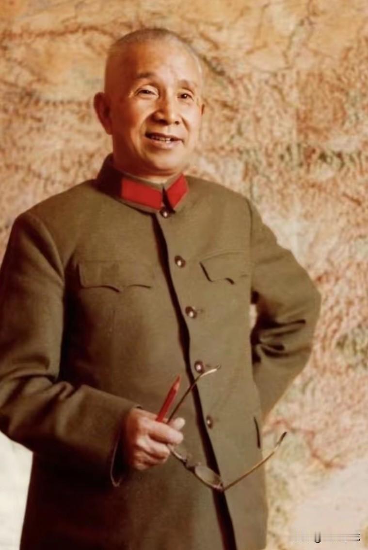 1969年，粟裕坐了十一年冷板凳，毛主席一句话让他重新出山。
1958年军委扩大