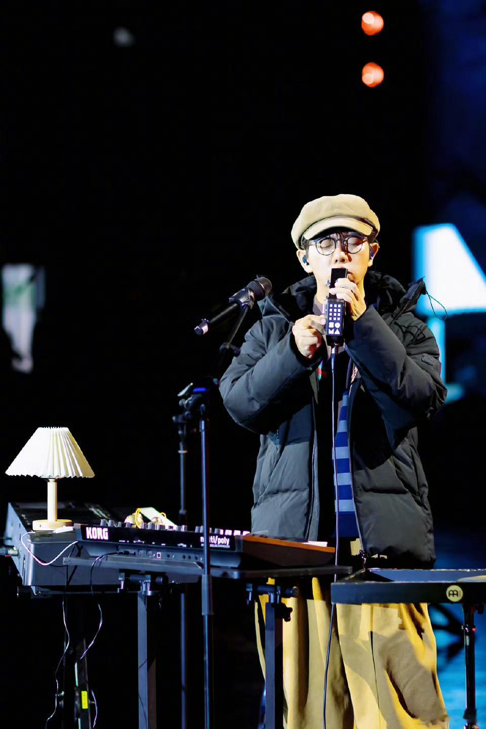 什么春晚让两届歌王同台了 春晚阵容王炸预警！胡海泉与陈楚生跨届合体，初代与新科歌