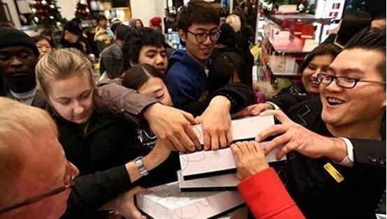 欧洲人已经被中国卷到崩溃！刚从德国回国的朋友感叹：当地人如今最怕的压根不是中国货