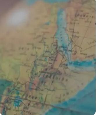 复置函谷关都尉
建武十九年，岁在癸卯，洛阳城的春风似乎比往年更带着几分肃杀与庄重