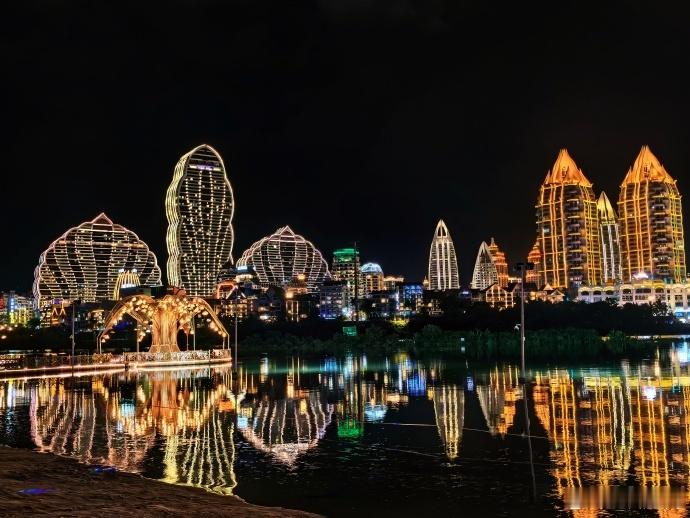 赵小童拍的版纳的夜景赵小童镜头下的西双版纳夜景用镜头收藏美好，版纳夜景美得让人挪