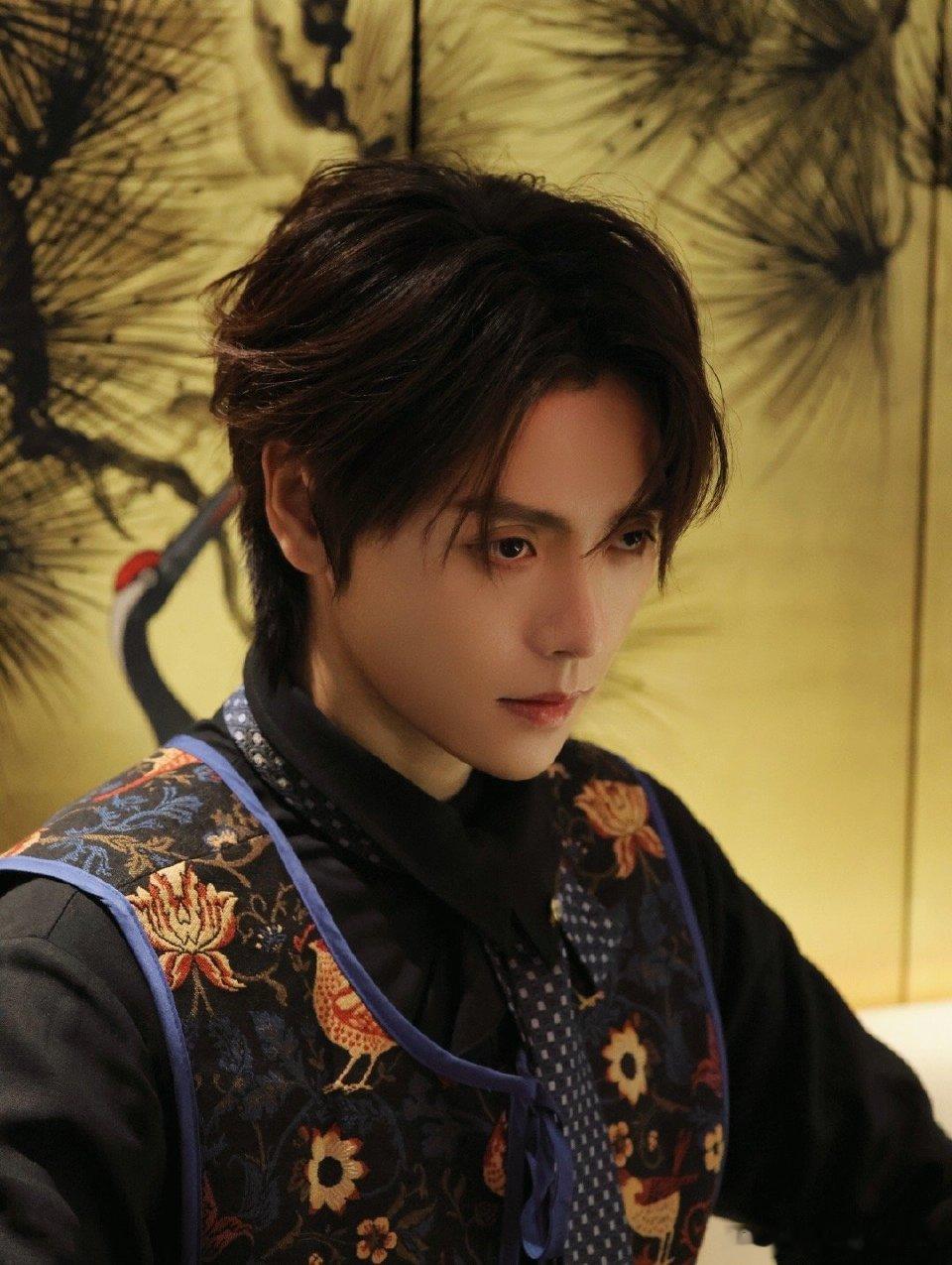 肖宇梁 ‼️盖楼‼️热°差1.2w+‼️【目标🍎1000+】要求：评///论1