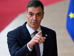 西班牙首相已经明确表示了，美国占领格陵兰岛只能让一个人高兴，那个人就是普京。
 