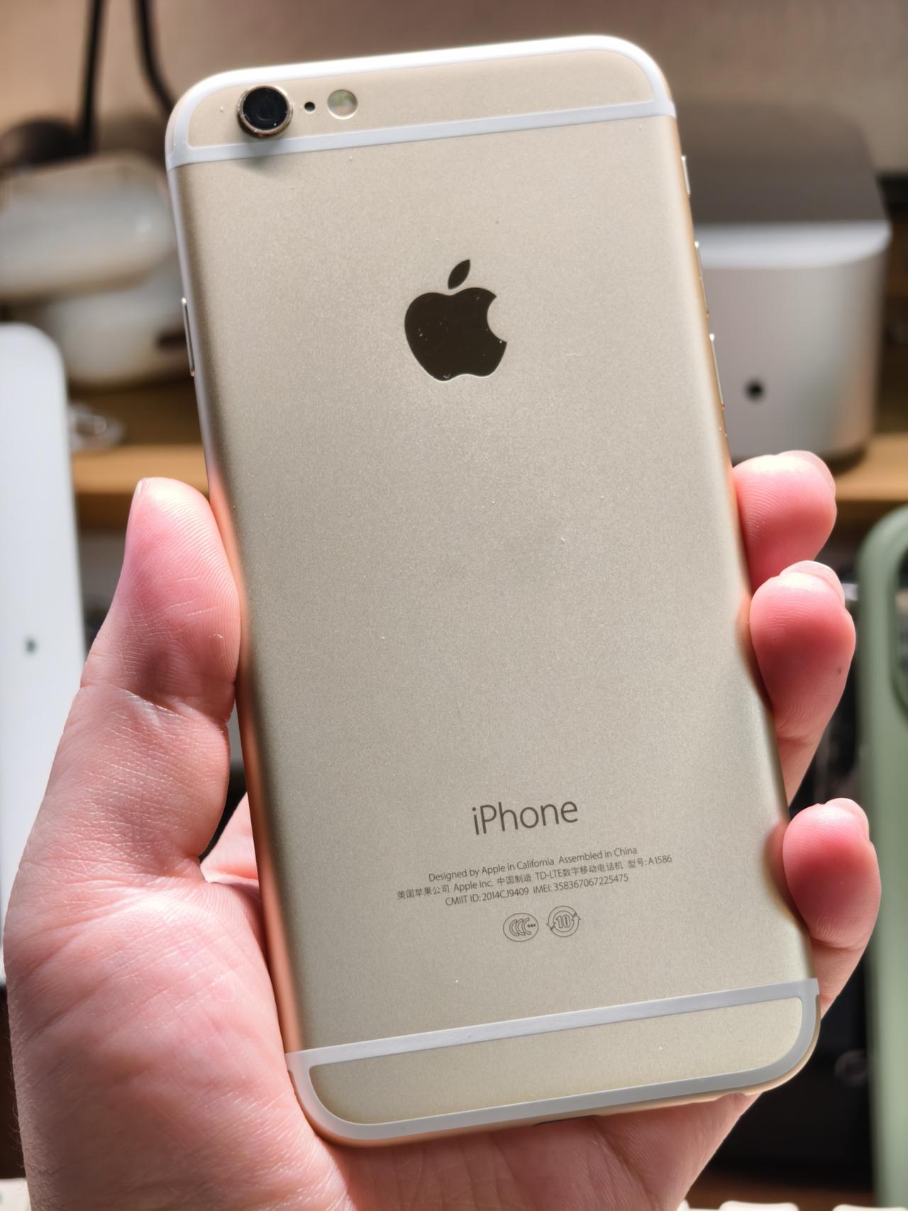据说当年很多人分期买iPhone6
iPhone6发布于2014年9月
也是移动