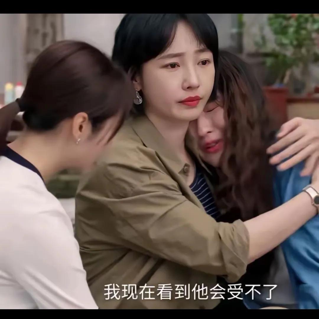 #《好团圆》高开低走，告诉我们：
理想很丰满，现实很骨感。每个家庭各有各的难处，