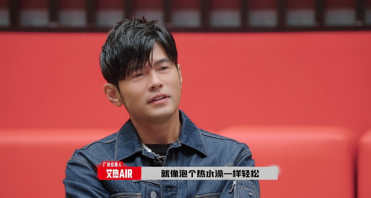 #周杰伦专治rapper# 《说唱梦工厂》最新预告🈶️平时怼天怼地、狂炫酷拽的