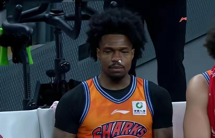 富哥，看来得换。
现在的大鲨鱼，外援实力要排名的话，古肯定是第一位，小胖第二。随