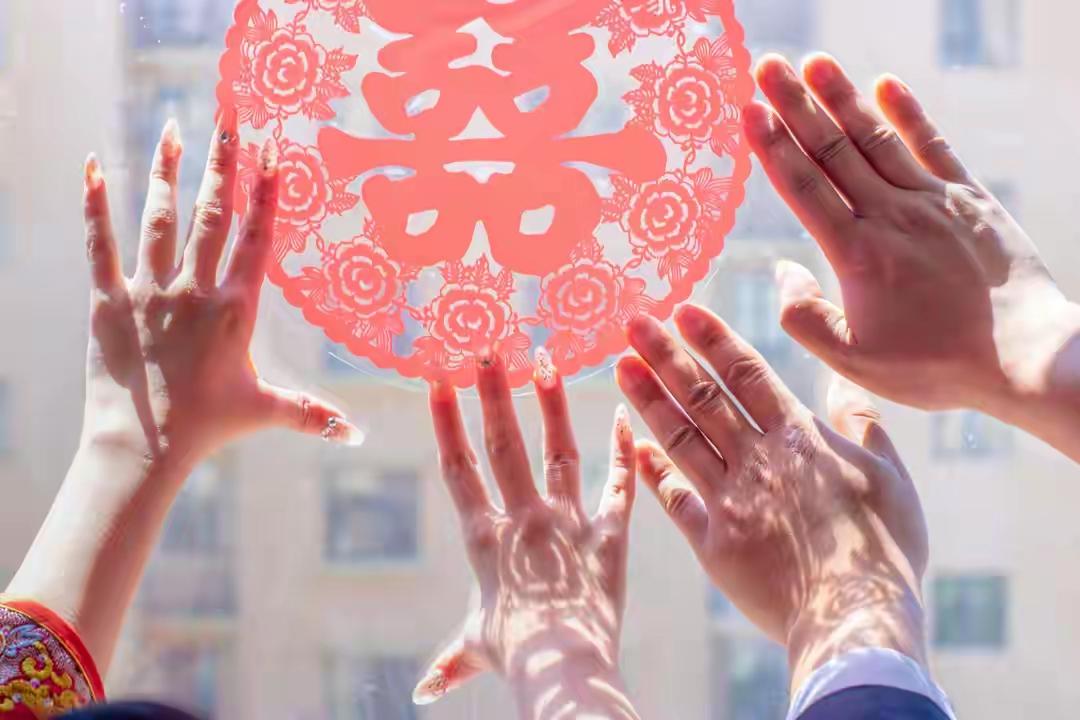 20岁伴娘腰椎断裂！这场“热闹”的婚礼，代价竟是23万和九级伤残！

20岁的年