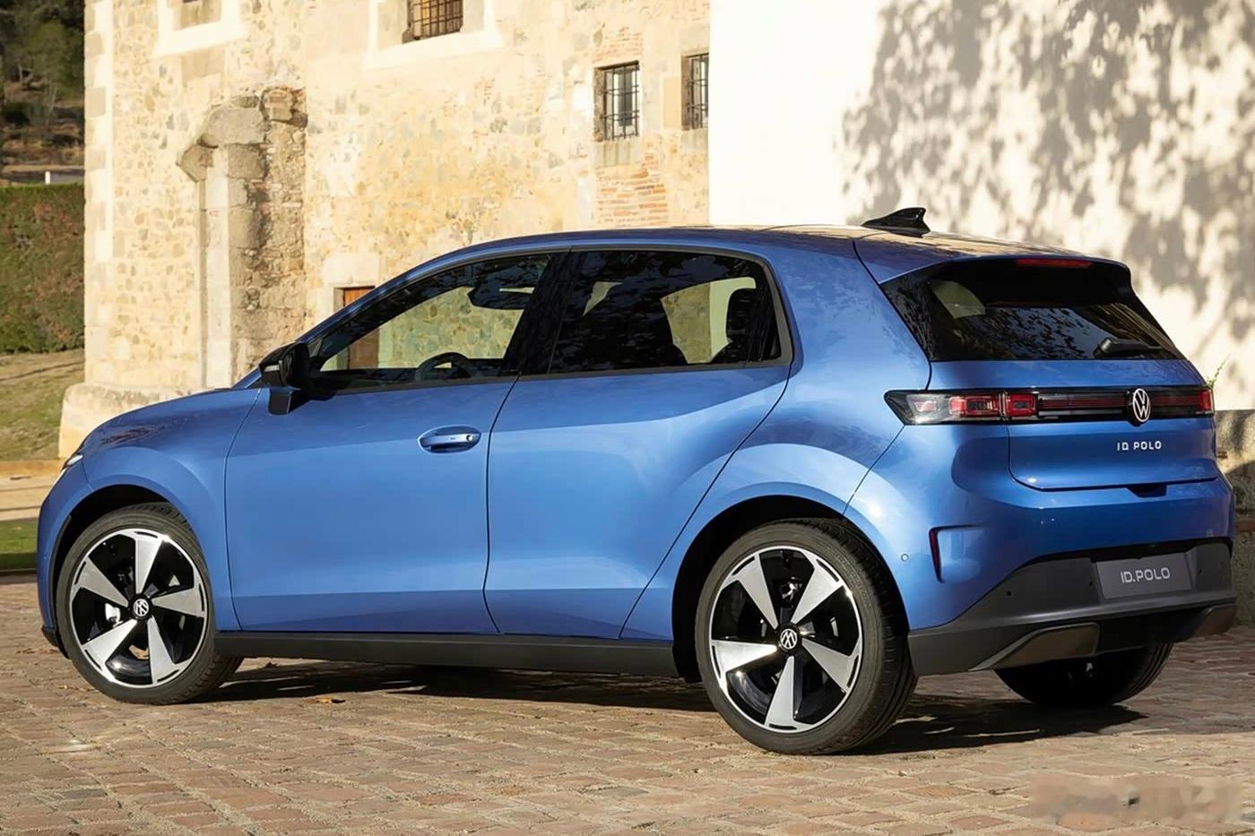 ID.POLO这车看着还真不错，设计不复杂但也挺时尚。不过现在国内这个级别车的市