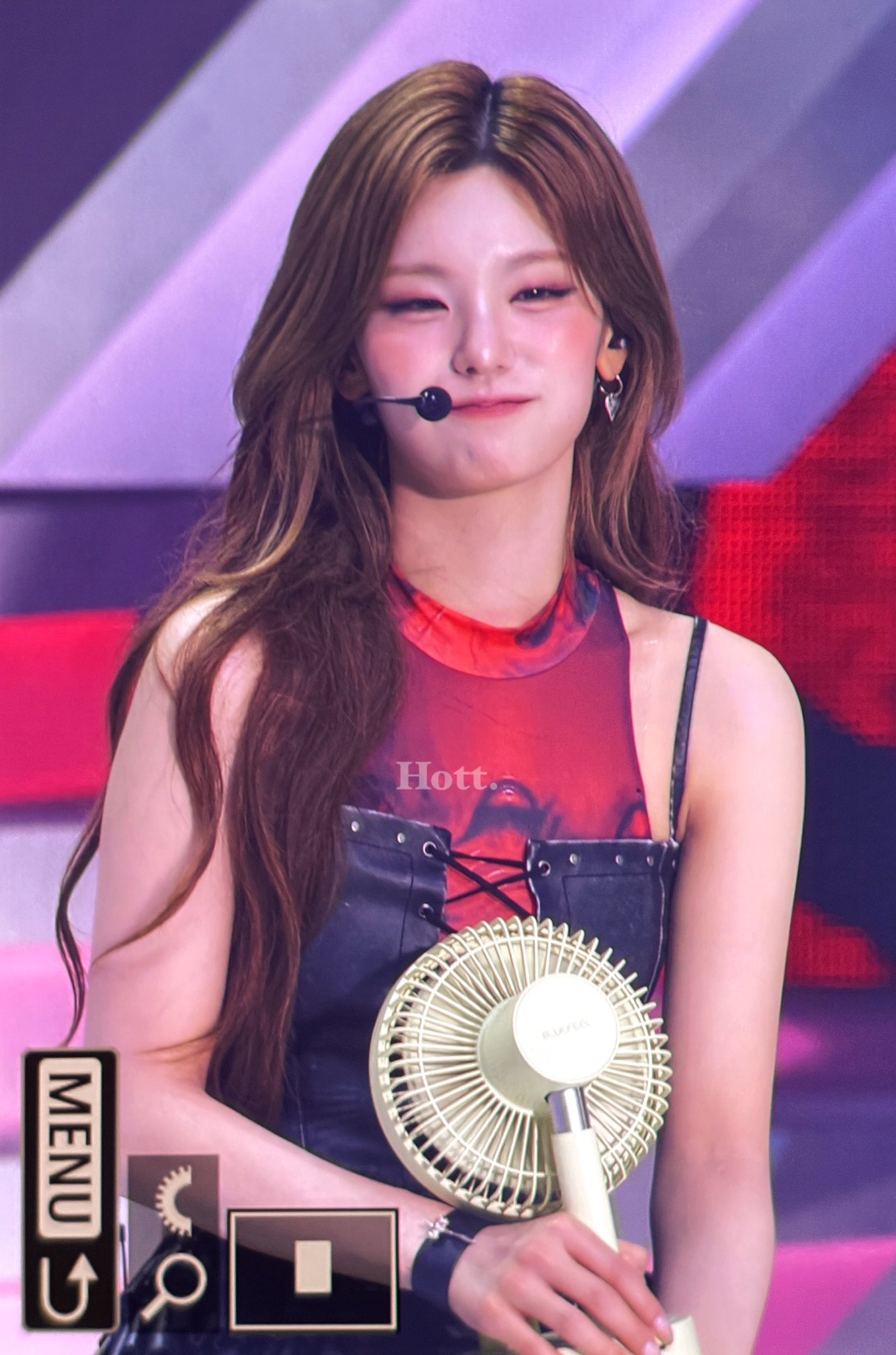 黄礼志  猪包👈©️hott_yeji 