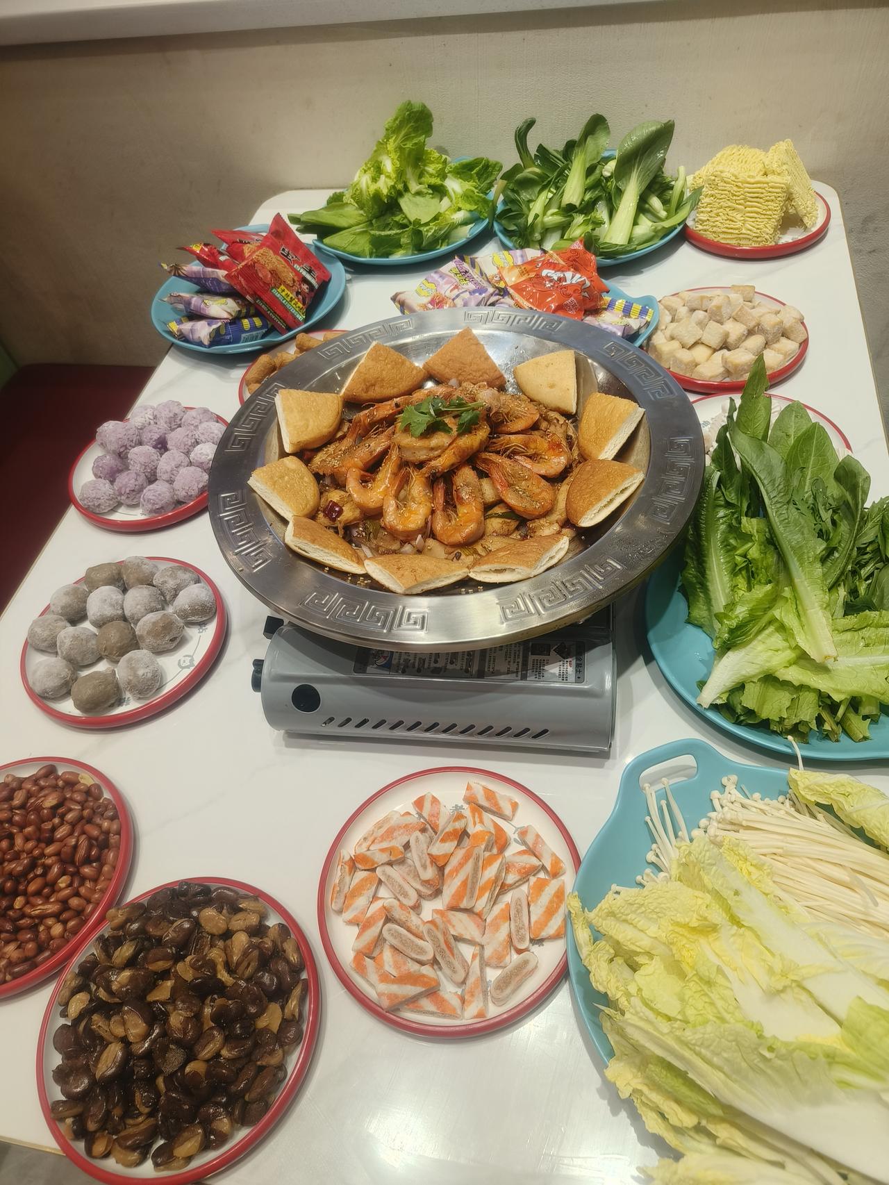 也不知有些博主为何天天宣扬一些小众动植物可食用。你们就接着宣传吧，迟早会把它们吃