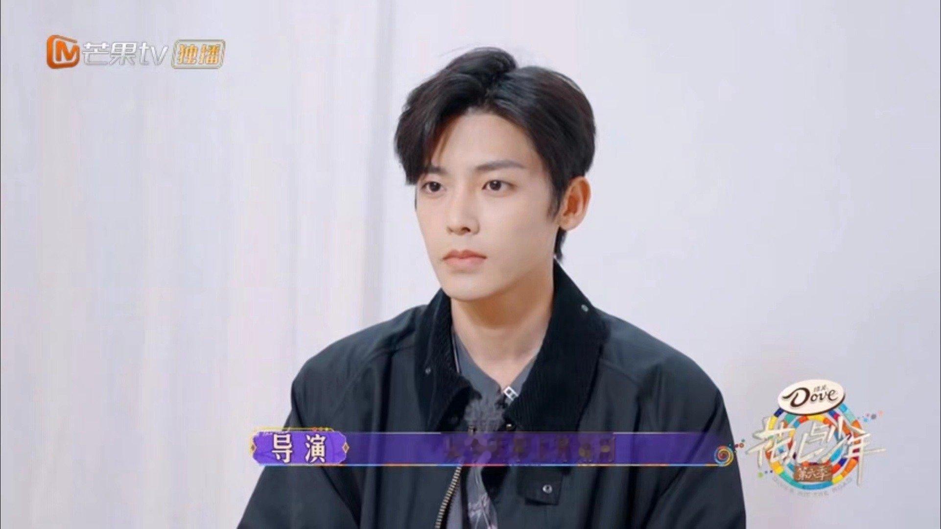 #侯明昊被花少节目组问到哑口无言##侯明昊备采# 侯明昊在花儿与少年夜晚备采中的