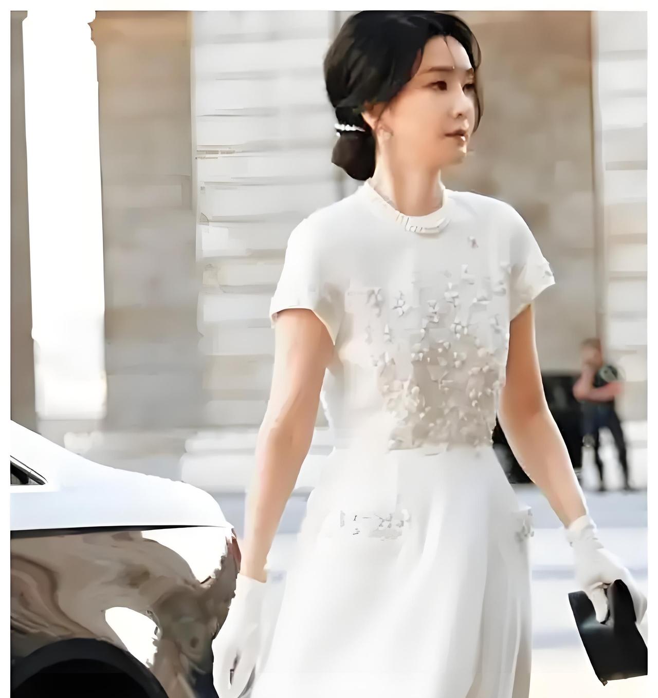 金建希被传唤三次，苦头真正开始了。

金建希不是不想说，晓得的都说了，没有达到要