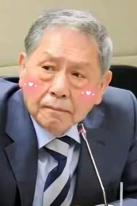 看到解放军正义使命2025围台军演，台湾退役中将帅化民说：一旦攻台，中国大陆不会