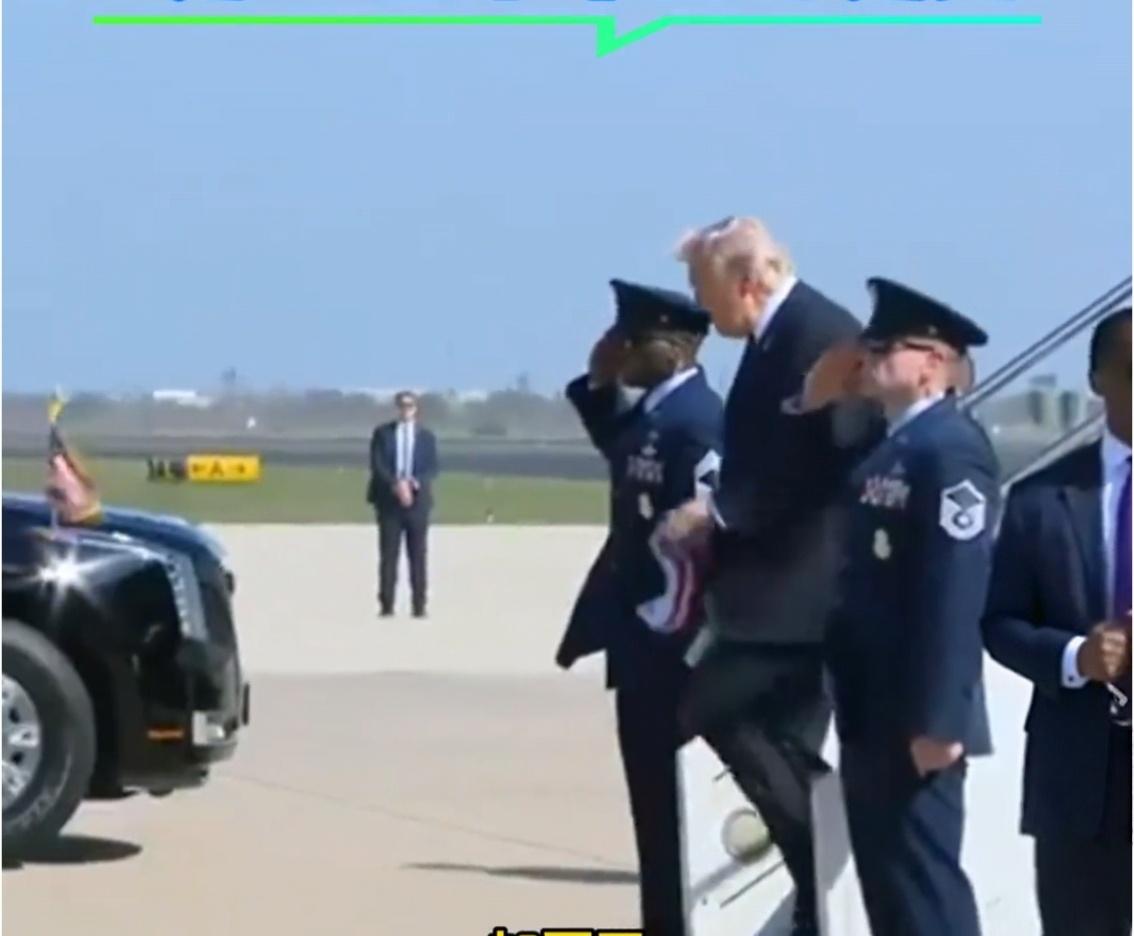 特朗普B-2轰炸机剑指伊朗,真的要开战?
特朗普要"见证历史"了。
  
   