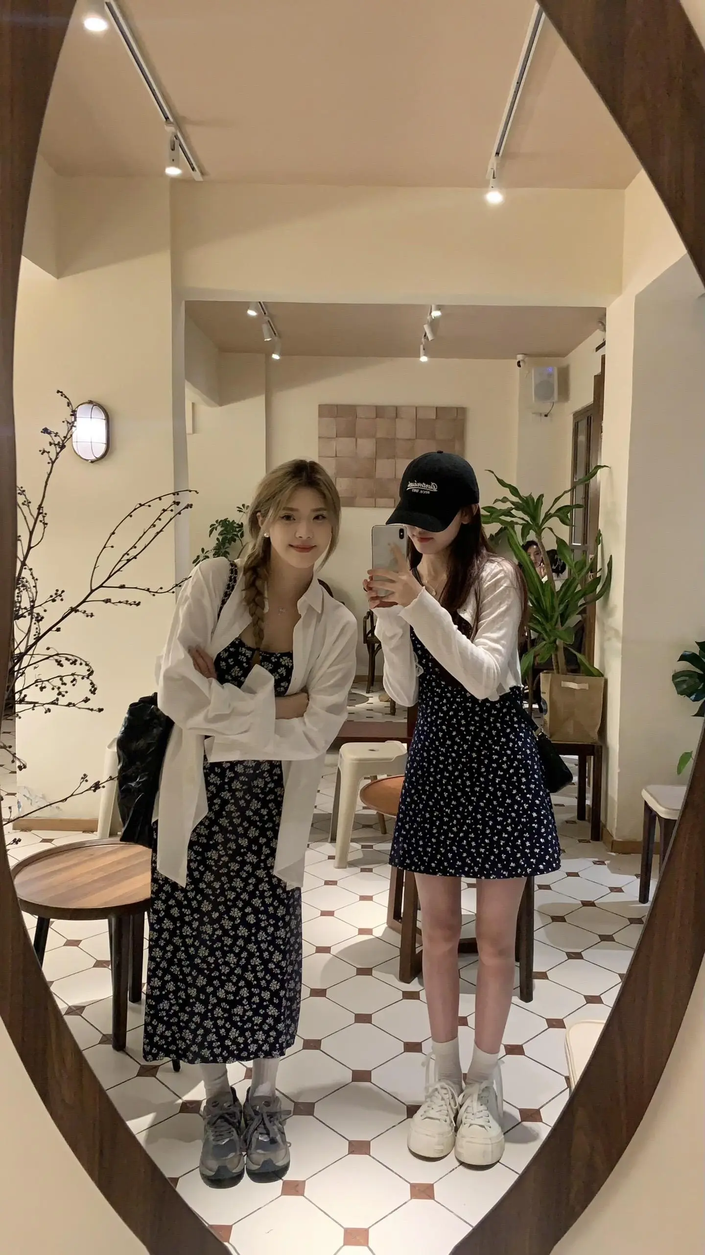 一个人是穿两个人是搭。