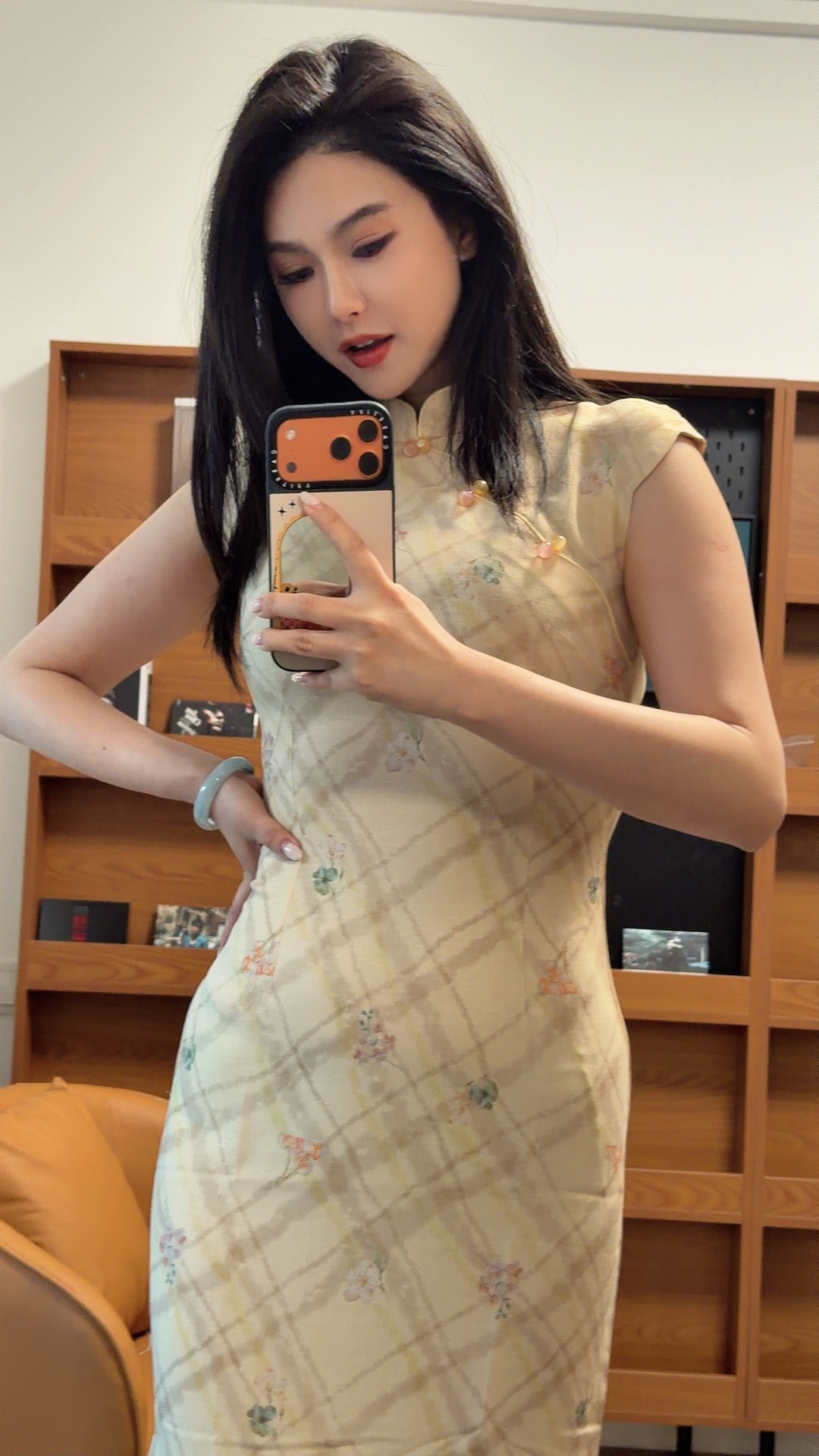 选1，选2，还是选3呐？图三浅色，一看就是有点小肉的肚肚肚～ 