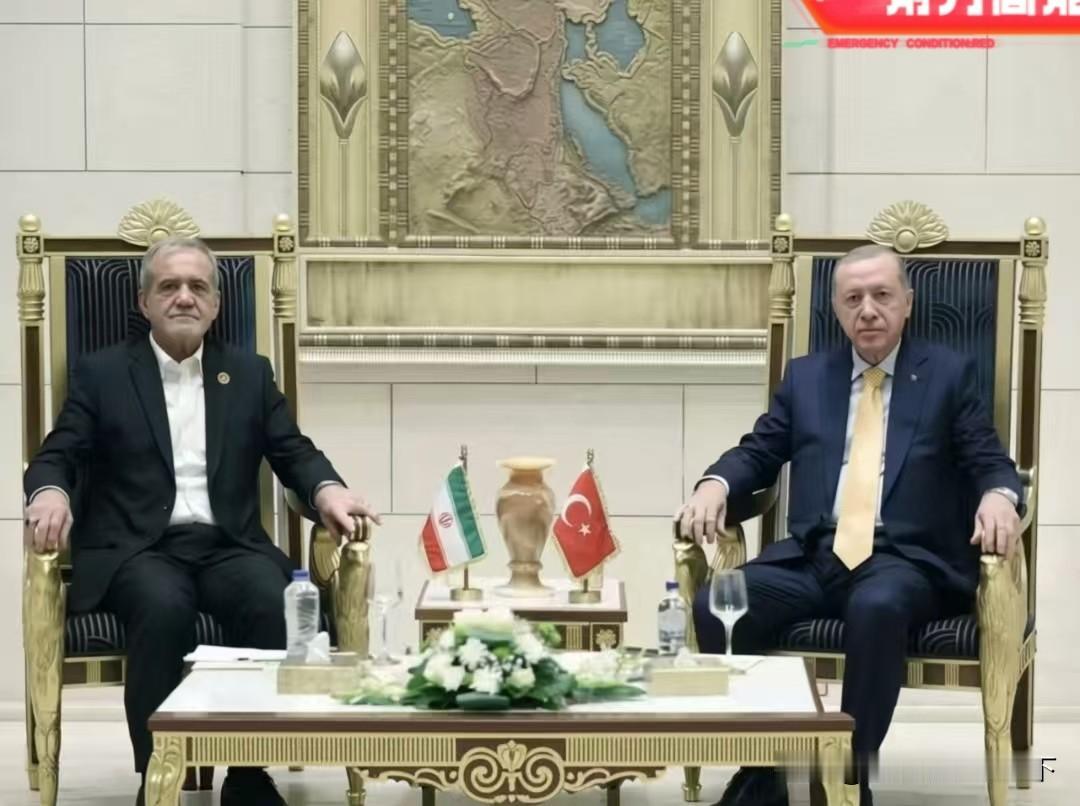 土耳其强硬喊话美伊：停火窗口已开，谁破坏谁负责

4月9日，埃尔多安火速致电伊朗