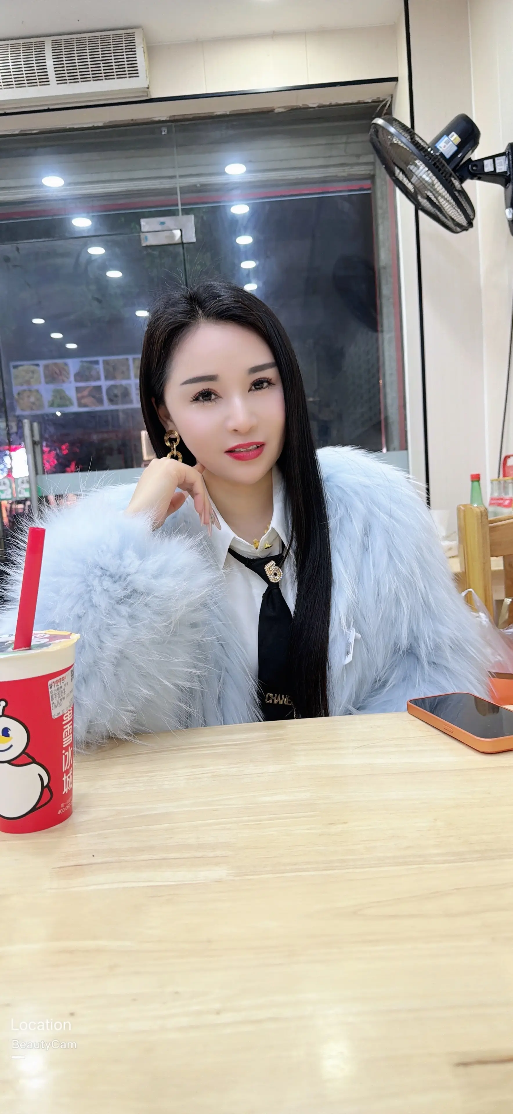 今年的我非常拼命，可以说没有休息过一天😂 但是你还得相信命运啊，任何...