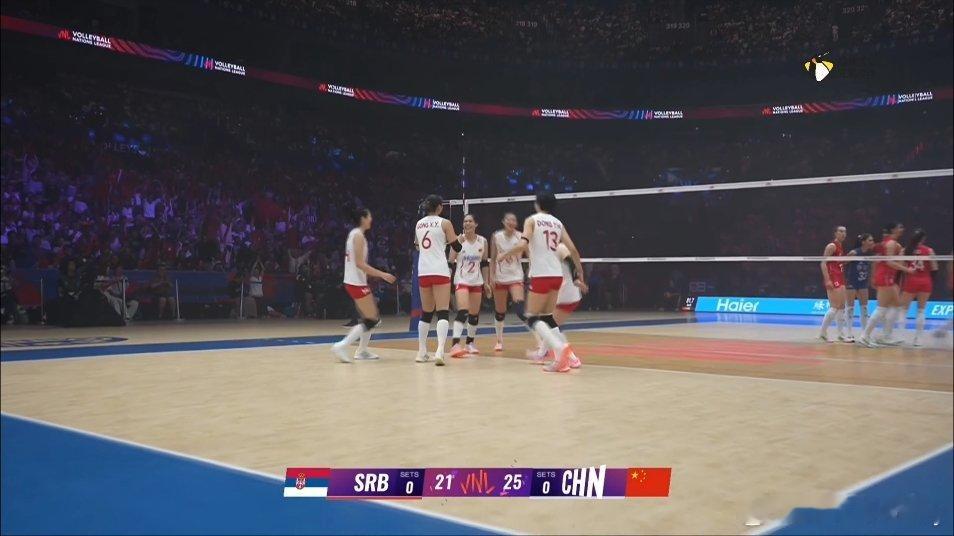 1-4开局，25-21逆转，姑娘们很棒。中国女排vs塞尔维亚女排2026世界女排