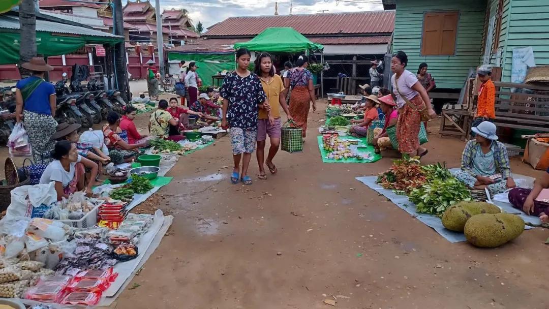 缅甸霍马林封锁背后的残酷逻辑：一条公路如何卡住一座城的咽喉