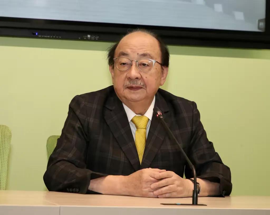 柯建铭受不了舆论压力，道歉了！
台立法机构“司法及法制委员会”牙膏续审“国会改革