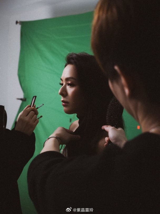 【On.cc】JW新歌MV用綠幕拍攝　黑白彩色雙版本任君選擇歌手王灝兒（JW）去