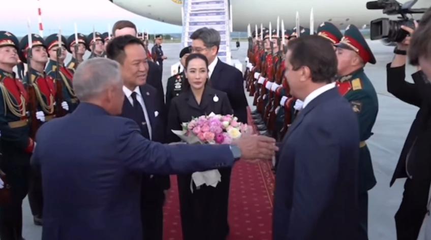 泰国总理阿努廷携夫人抵达俄罗斯访问！

6月17日，泰国总理阿努廷携带夫人已经抵