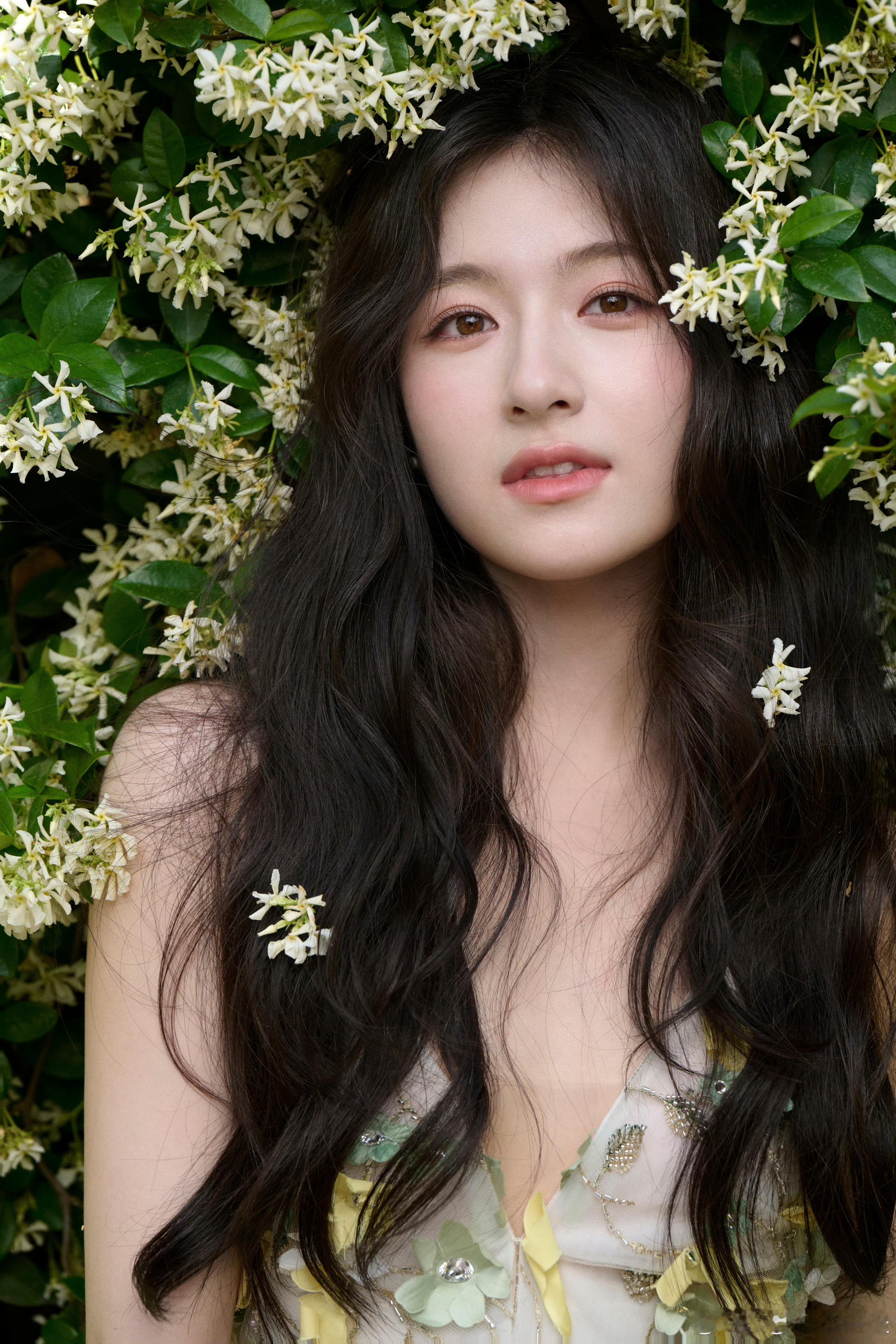 张新成李兰迪分手了吗不关心分没分手，只关心美女什么时候进组！！！休息几天行了快快