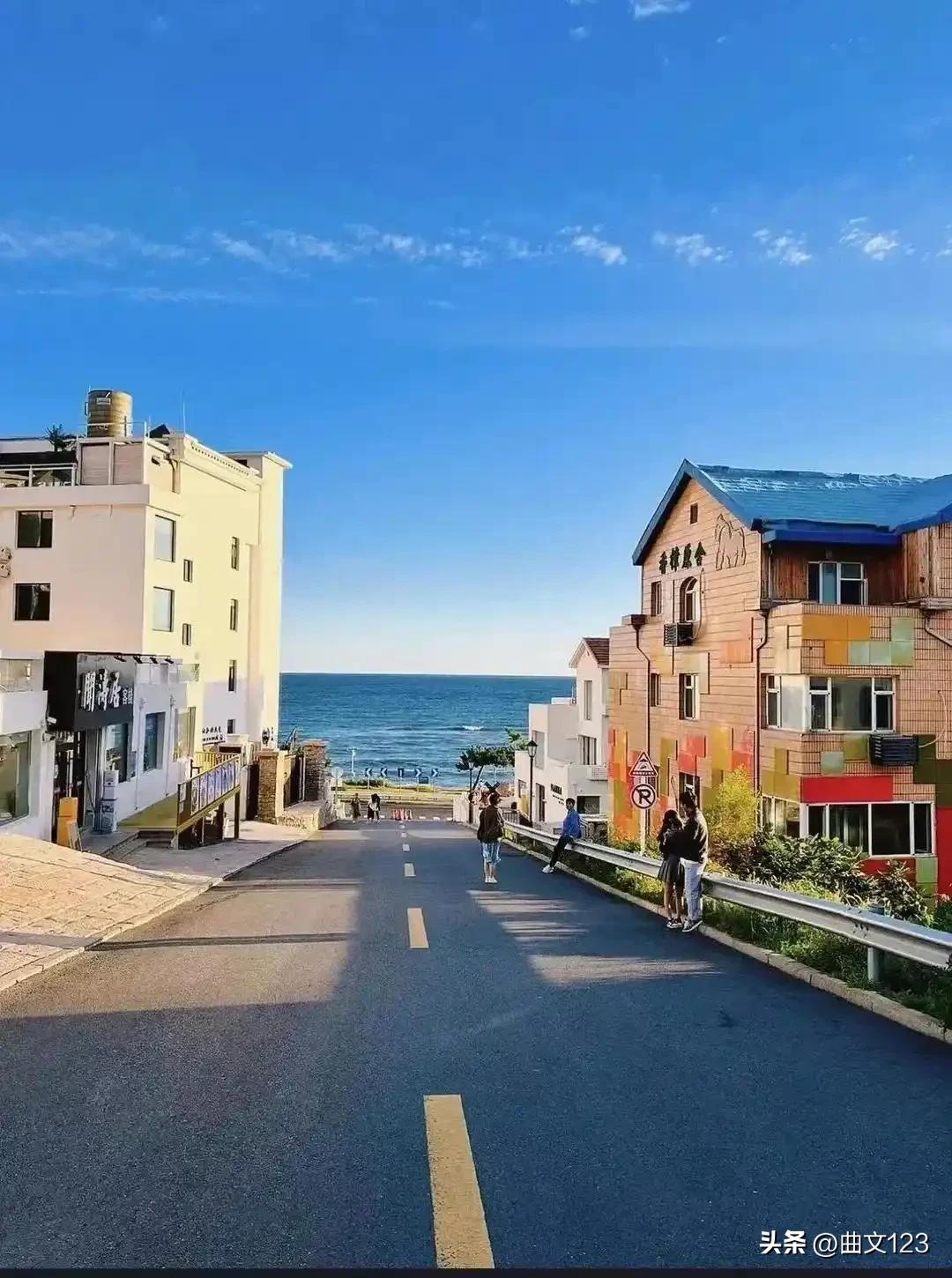 威海网红打卡地之一，火炬八街，威海超火的网红打卡地。全长仅770米的它，一张照片
