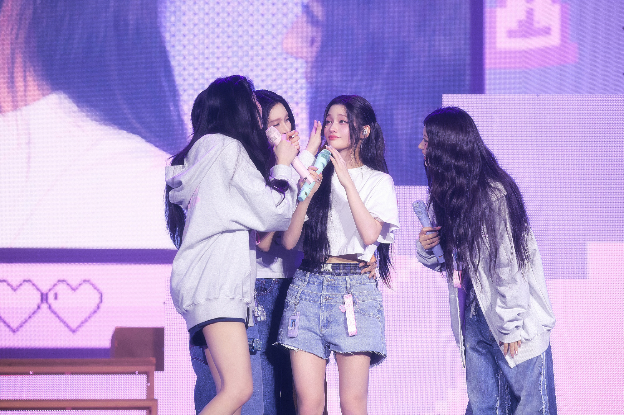 ILLIT  爱哭也是你的可爱之处 