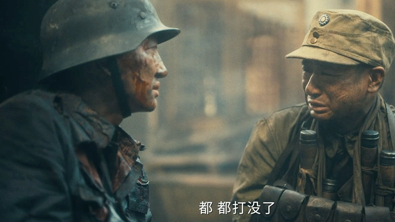 八千里路云和月贴地的真实感 布景与服饰真实再现年代感，每一帧都像生活片段，让人有