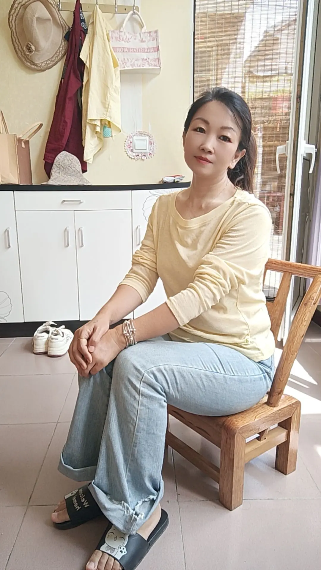 家财万贯买不来太阳下山，一无所有不代表我没有明天……