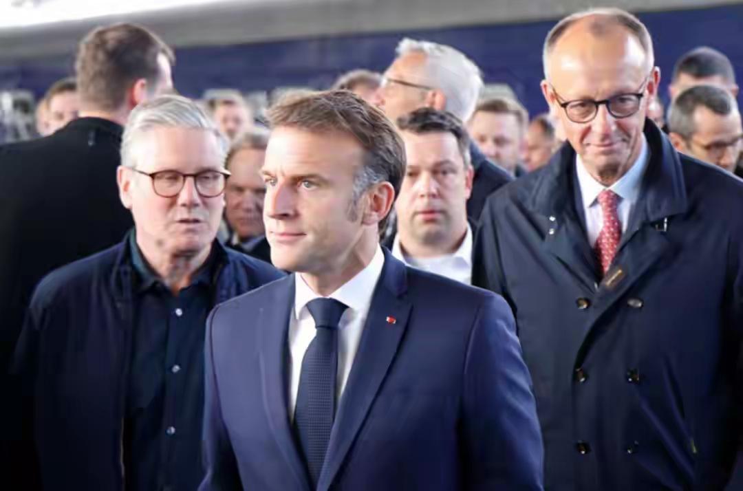 特朗普表示，对伊朗的打击时间将持续四周时间，打击多长时间，意义不大，好多军事专家