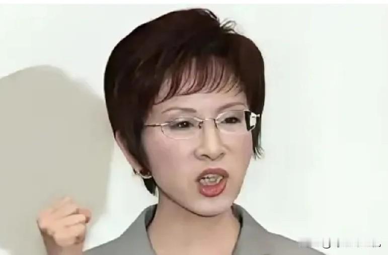 洪秀柱喊揭竿起义
真没想到，偌大台湾，那么多男性，敢引陈胜吴广典故，振臂喊出揭竿